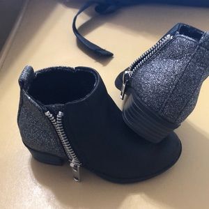 Okie Dokie size 6 toddler boots